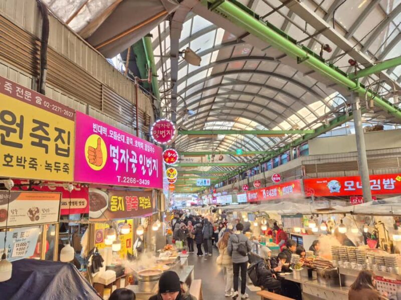 Dont waste your layover: discover the real Seoul in markets - Who Should Consider This Tour?