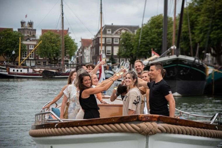 Dordrecht: City Canal Cruise - The Sum Up