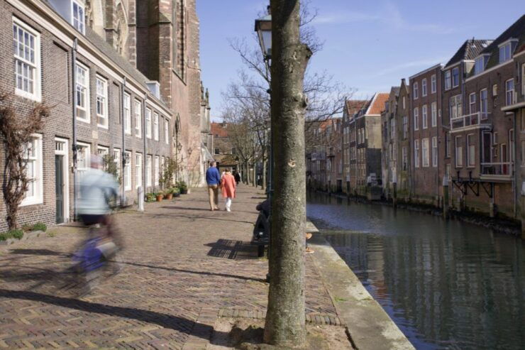 Dordrecht: Dark History Tour - Experience the Chilling Tales of Infamous Murders