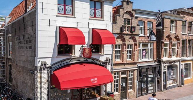 Dordrecht: Distillery Tour With Dutch Gin & Genever Tasting - Full Description
