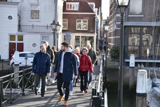 Dordrecht: Highlights and Hidden Gems Walking Tour - Exploring the Relaxing Harbor Area