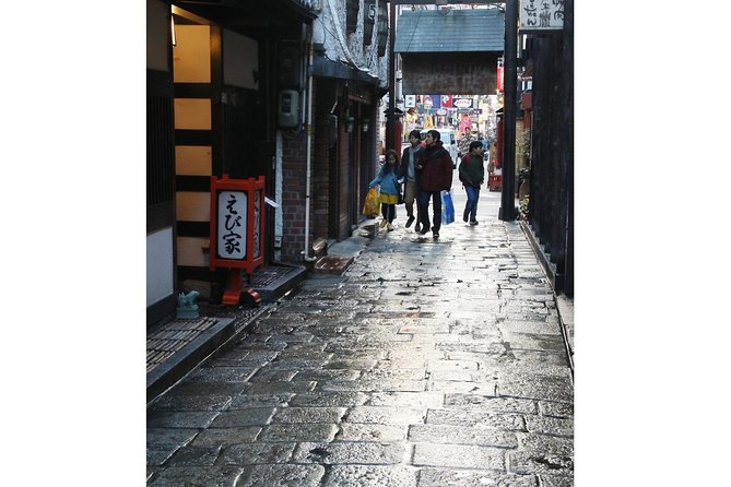 Dotonbori, Kuromon Market, Hozenji Yokocho Food Walking Tour - Discovering Hidden Gems in Hozenji Yokocho