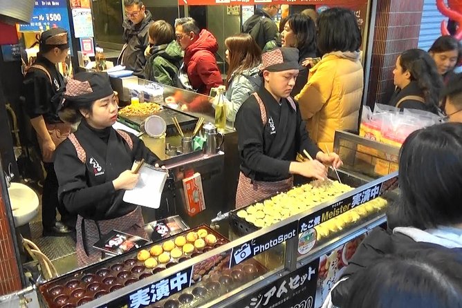 Dotonbori, Kuromon Market, Hozenji Yokocho Food Walking Tour - Savoring Local Specialties Along the Way