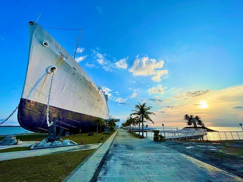 Doulos Phos Heritage Tour with Sunset Dinner - Sunset views and the dinner setting