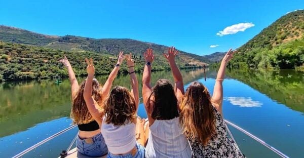 DOURO: Boat Trip (Tua - Pinhão) + Lunch (Short Pants) - Frequently Asked Questions