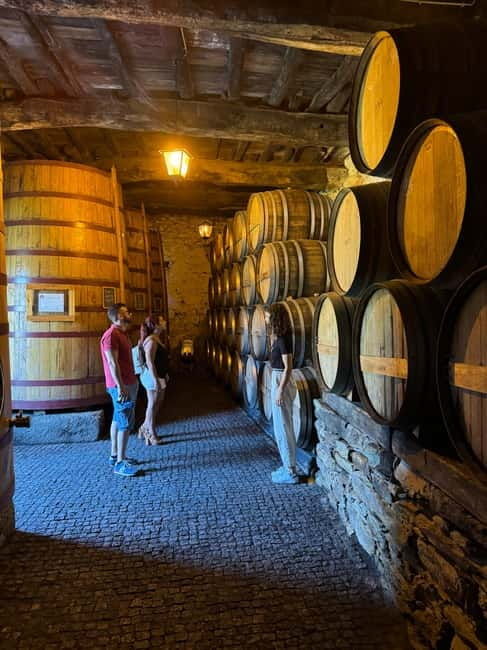 Douro offroad experience: visit to a winery and a picnic - What Makes This Tour Special?