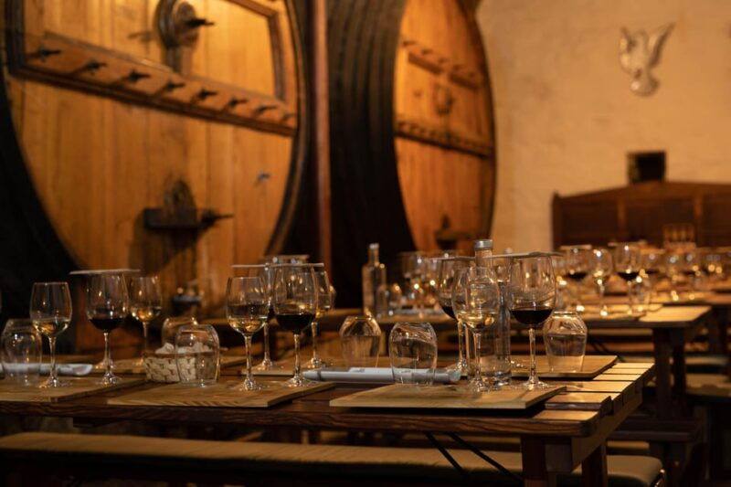 Douro: Quinta de Santa Júlia Lunch, Tour, & Wine Tasting - Who Will Love This Tour?