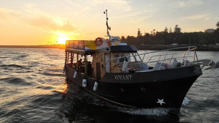 Douro River: 2-Hour Glimpse Cruise on a Classic Boat - The Landscape and Landmarks  