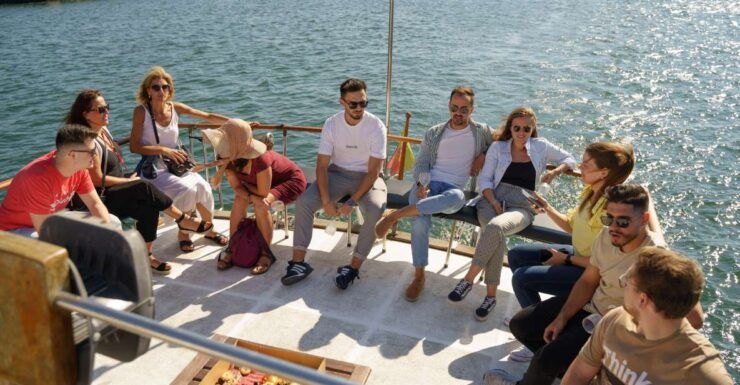 Douro River: Party Boat Tour - Experience Highlights