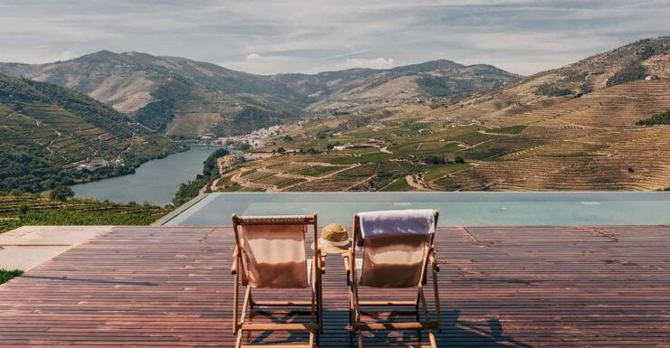 Douro Tour: Renowned Winery´s Lunch & Private Luxury Cruise - Itinerary Details