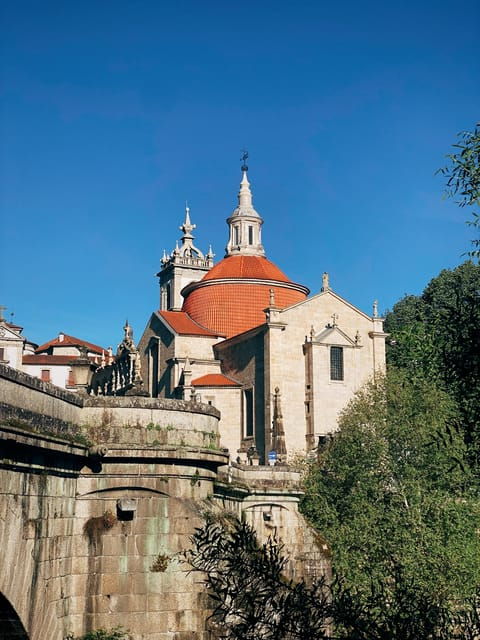 Douro Valley: PRIVATE TOURS With Wine Tasting and Lunch - Lunch and Dietary Needs