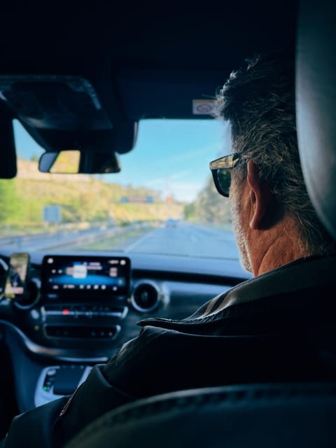 Douro Valley: PRIVATE TOURS With Wine Tasting and Lunch - Pickup and Language Options