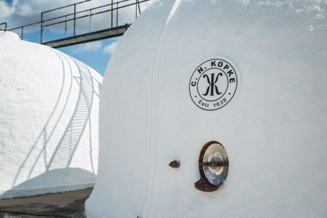 Douro Valley: Quinta De S. Luiz Winery Tour and Tasting - Language Options