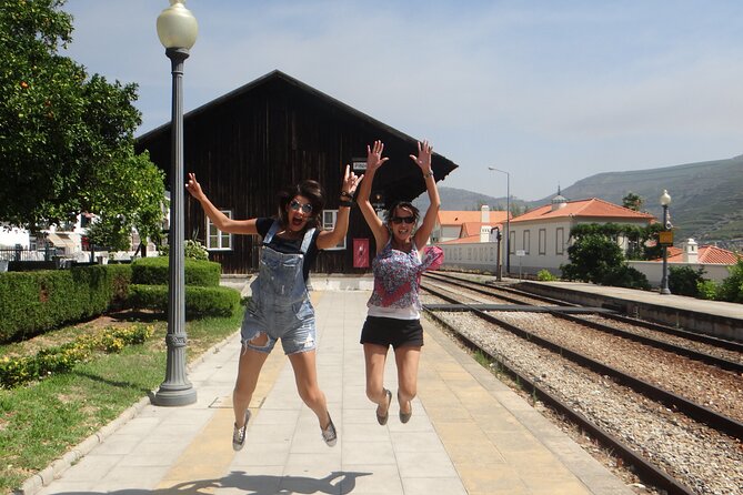 Douro Valley Small Group Tour With Wine Tasting, River Cruise and Lunch - Pricing and Booking