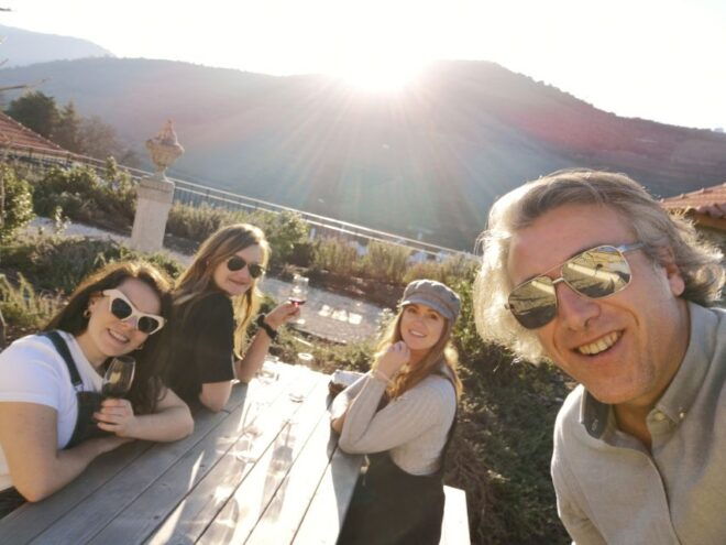 DouroValley: PrivateCruise, 2FamilyWineries, HomeCookedLunch - Scenic Boat Trip and Refreshments