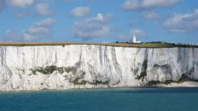 Dover Castle, White Cliffs, Leeds Castle: Private Tour - Captivating White Cliffs of Dover