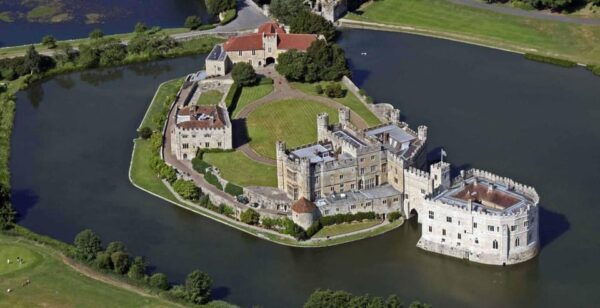 Dover Castle, White Cliffs, Leeds Castle: Private Tour - Included Amenities