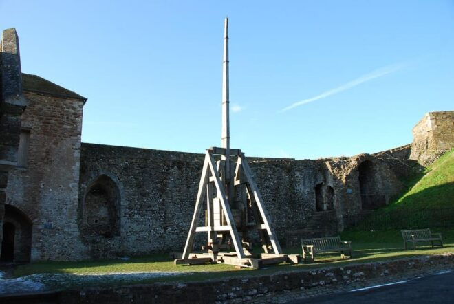 Dover Harbour to London Via Dover Castle (private Vehicle) - Dining and Culinary Experiences in London