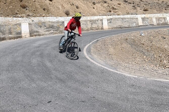 Downhill Mountain Biking Adventure at Komic - Practical Details: What You Need to Know