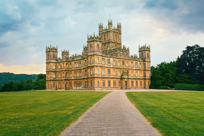 Downton Abbey and Oxford Tour From London Including Highclere Castle - Tour Logistics