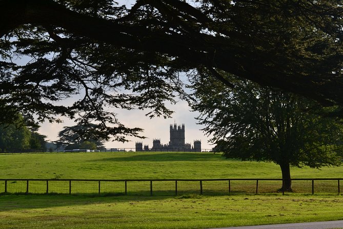 Downton Abbey and Oxford Tour From London Including Highclere Castle - Tour Guides and Drivers