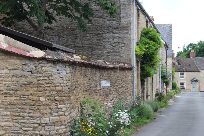 Downton Abbey and Village Tour From London by Mini Coach - Directions