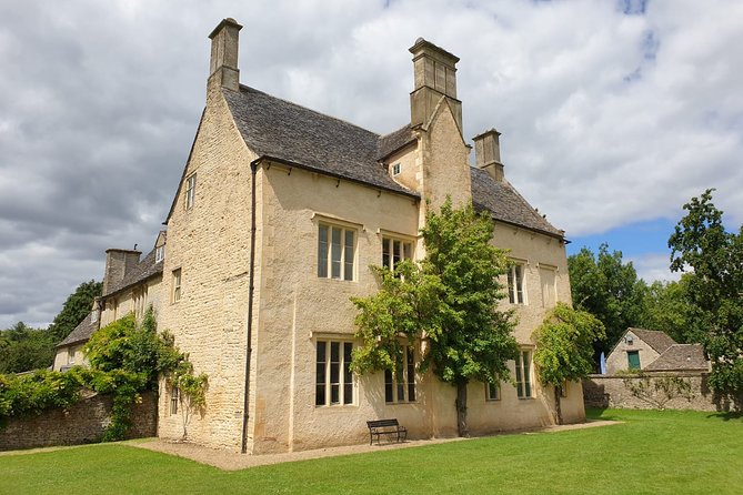 Downton Abbey Day In The Cotswolds Tour - Village Exploration