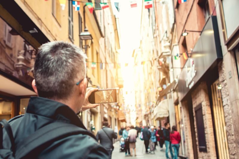 Downtown and Underground Ruins Tour in Naples - How the pace and group size affect the day