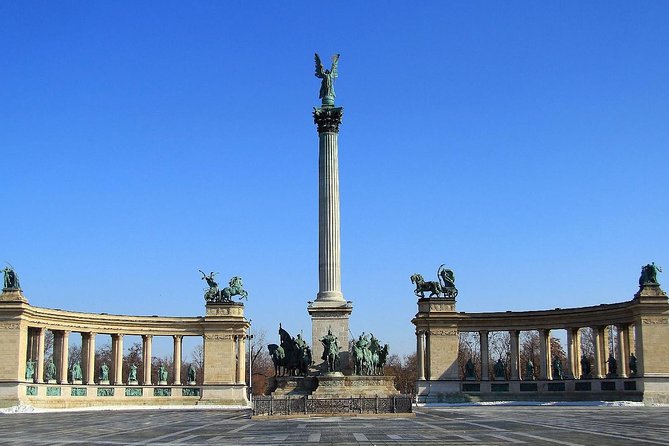 Downtown Budapest 3-Hour Small Group Tour With a Historian - Meeting and Pickup