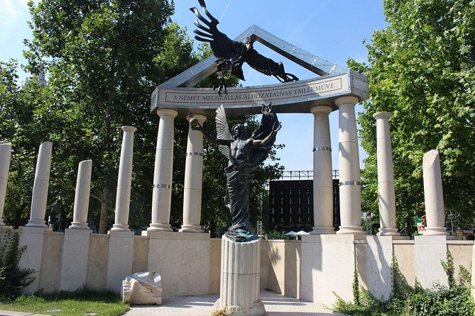 Downtown Budapest 3-Hour Small Group Tour With a Historian - Cancellation Policy