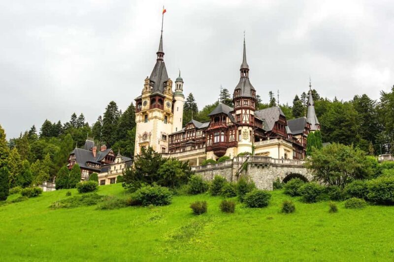 Dracula Castle, Peles and Brasov, 1-day tour from Bucharest - FAQ