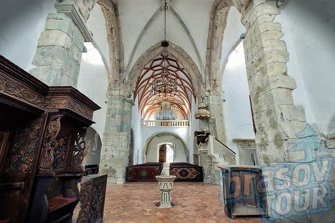 Dracula Castle, Peles Castle and Rasnov Fortress From Brasov - Tips