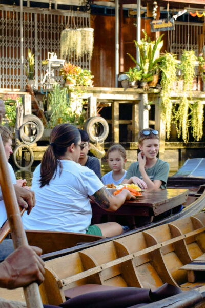 Dragon Temple & Paddle Boat Dinner at Damnoen Saduak - Questions You May Have