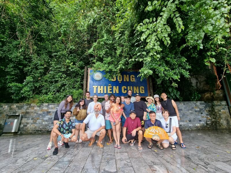 Dragonfly Day Cruise: Ha Long Bay, Thien Cung Cave, Kayaking - The Hanoi transfer changes the shape of the day