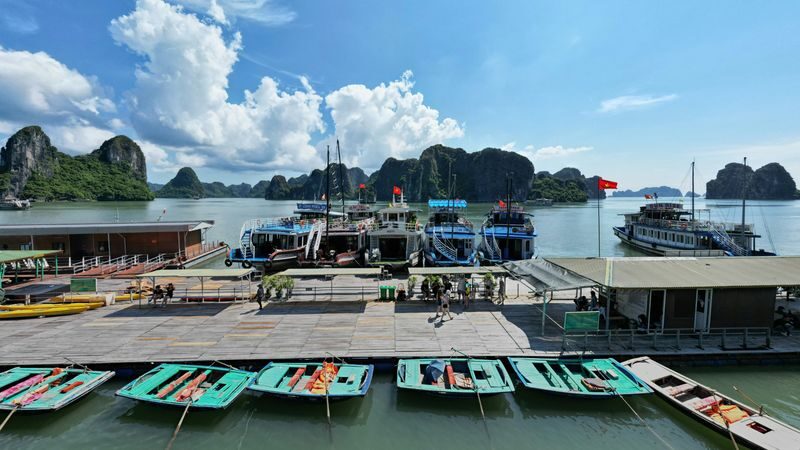 Dragonfly Day Cruise: Ha Long Bay, Thien Cung Cave, Kayaking - A few practical details before you go