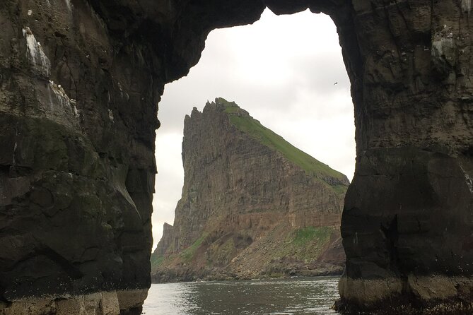 Drangarnir Sea Stacks Boat Tour - Whats Included