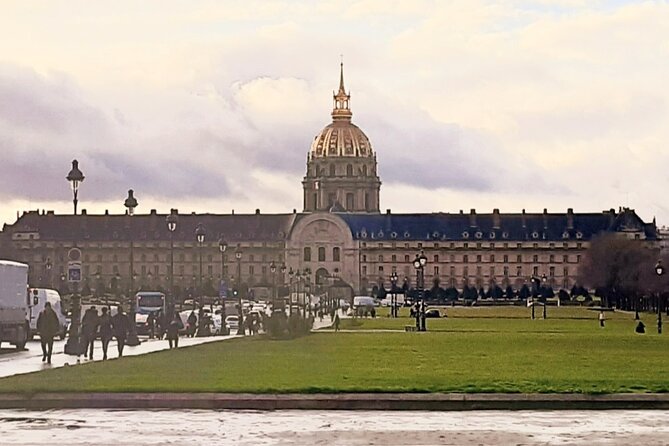Drawing Workshop/Creative Notebook During a Walk From the Invalides to the Petit Palais - Common Questions
