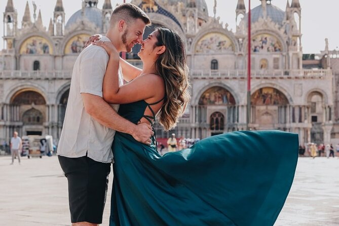 Dreamy Venice Personalized Videography Experience Tour - Operating Hours and Accessibility