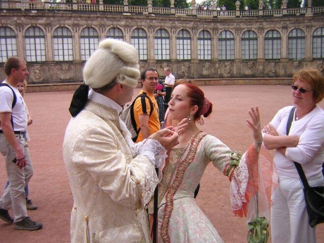 Dresden: 1.5-Hour Historical Costume Tour - Miscellaneous Information for the Historical Costume Tour