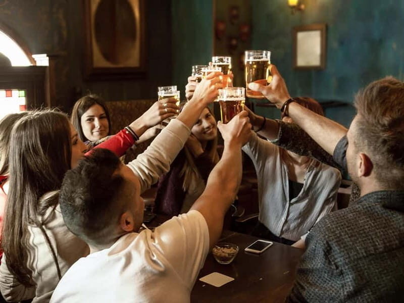 Dresden: Beer tour through 3 pubs: Legendary evening with beers & extras - Good To Know