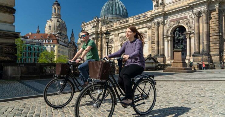 Dresden: Bike Rental - City Bike With Option Children Seat - Rental Details