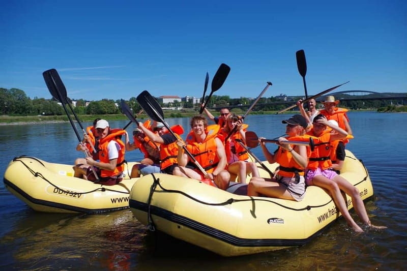 Dresden: Bootstour im Schlauchboot von Loschwitz -Altstadt - Good To Know