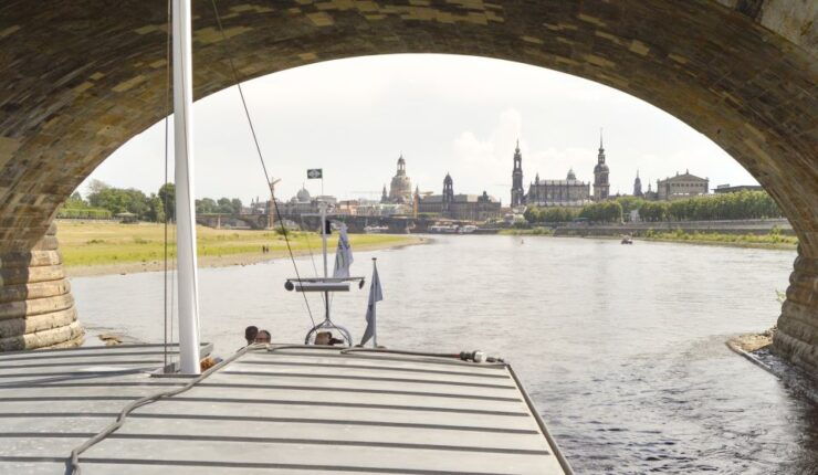 Dresden: Bridges River Tour - Experience Highlights