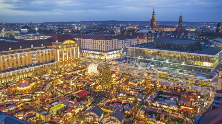 Dresden: Christmas Sightseeing Tour With a 'Pflaumentoffel' - Tour Details