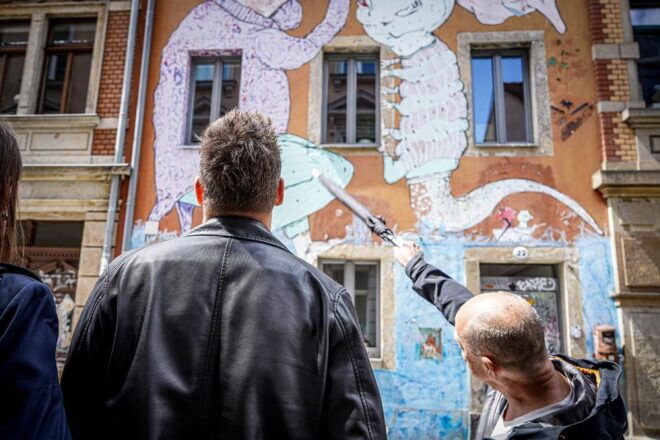 Dresden: Discover the Street Art of the Neustadt District - Exploring the Architectural Charm of Neustadt