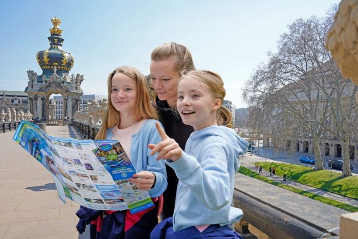 Dresden: Family-Friendly Hop-On Hop-Off Tour and Audio Guide - Tour Experience Highlights