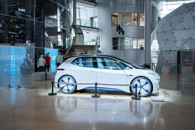Dresden: Guided Tour VW Factory , Test Drive & Food - Experience Highlights