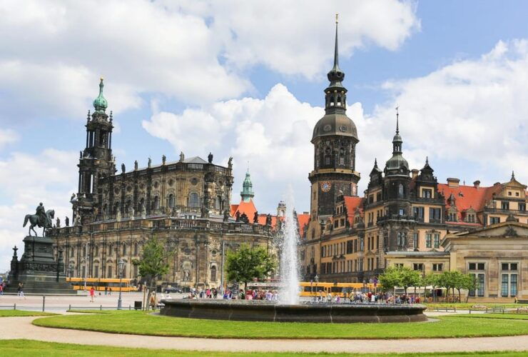 Dresden: Guided Tour With Beer Tasting - Key Points