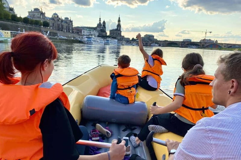 Dresden: Im Schlauchboot von "Blaues Wunder" bis DD-Altstadt - Safety and Comfort
