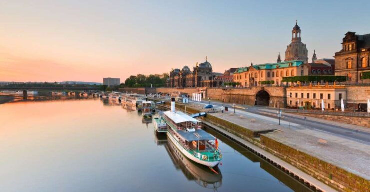 Dresden: In-App Outdoor Escape Game for Smartphones - Activity Details